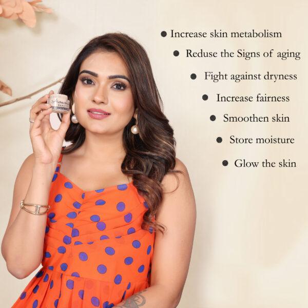 Aura Luxe Face Glowing Cream - Image 5